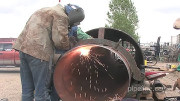 Explore a Career:  Welding and Pipelaying in Pipeline Construction