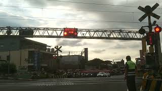 [1110708]新北市樹林區俊英街平交道 176次PP自強號