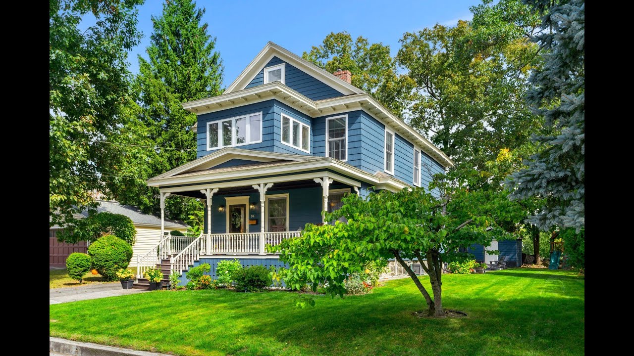 94 Sanders Avenue Lowell, MA | ColdwellBankerHomes.com