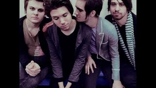 Download Lagu Panic! At The Disco - Live at Rock Werchter (2008) MP3