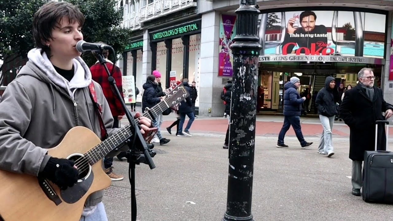 Father And Son (Cat Stevens) Performed Beautifully by Simon Evans. auf YouTube ansehen Father And Son (Cat Stevens) Performed Beautifully by Simon Evans. auf YouTube ansehen