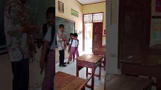 Tata Krama dengan Guru
