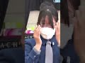 めめに肩トントン!たまらないよね!トントンしてほしいよ!