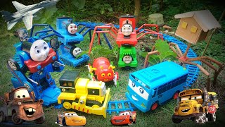 Mencari Dan Merakit Mainan Kereta Api Thomas And friends, Pesawat Terbang,Helikopter,Tayo,Ambulance