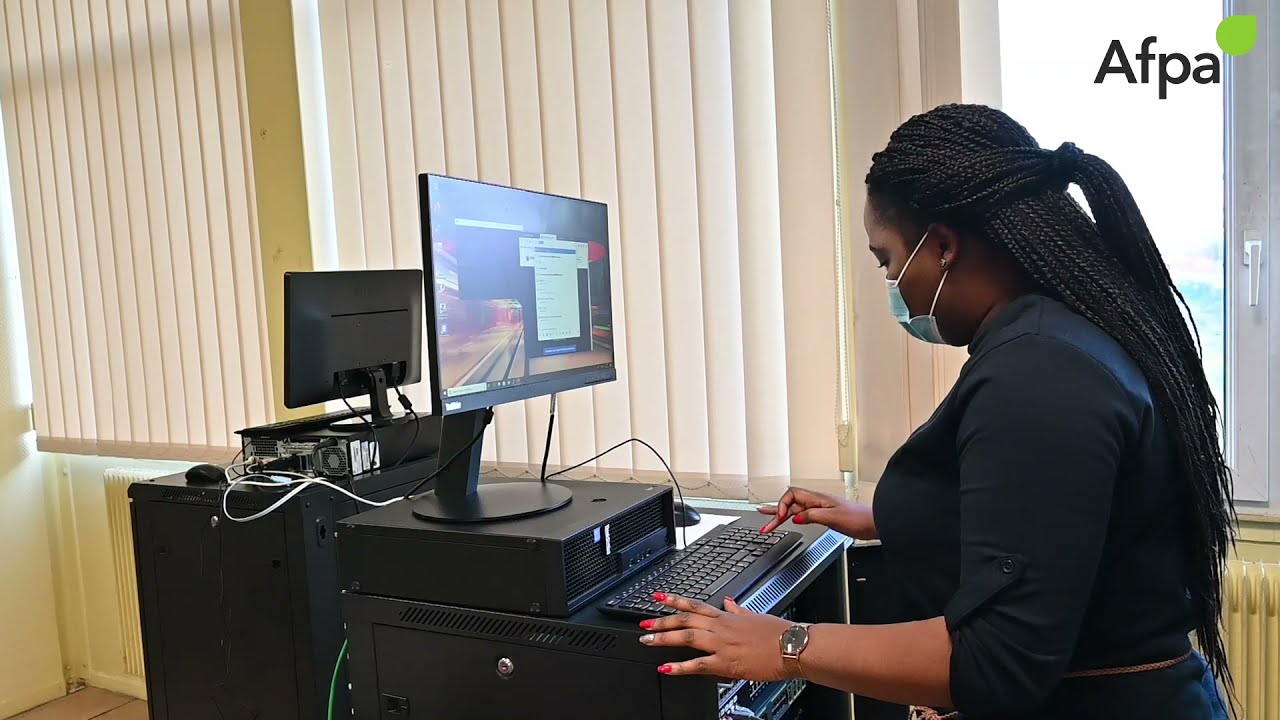 Mon choix profession'elle : technicienne supérieure en systèmes & réseaux