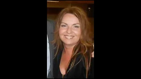 Tracy Brennan  - "Jolene"