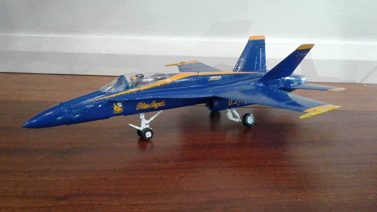 Hasegawa 1:72 Blue Angels F/A-18A Hornet Model Kit | SFS SpaceX