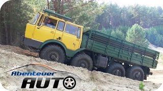 Offroad - Mit dem Tatra 8x8 über Stock und Stein | Abenteuer Auto Classics