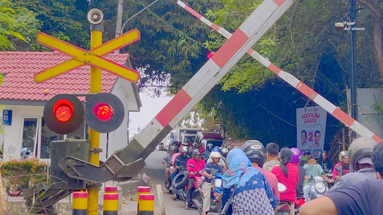 Revitalisasi 7 Palang Pintu Kereta Api | Railroad Crossing Retrofit | Perlintasan KA Walantaka
