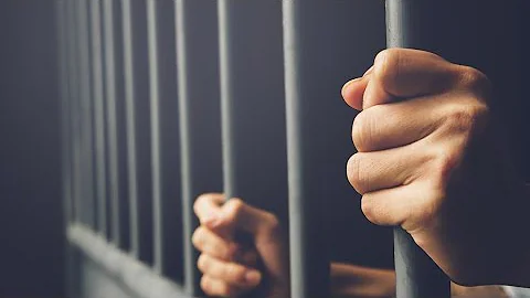 Clark County Jail sheriff releases surveillance vi...
