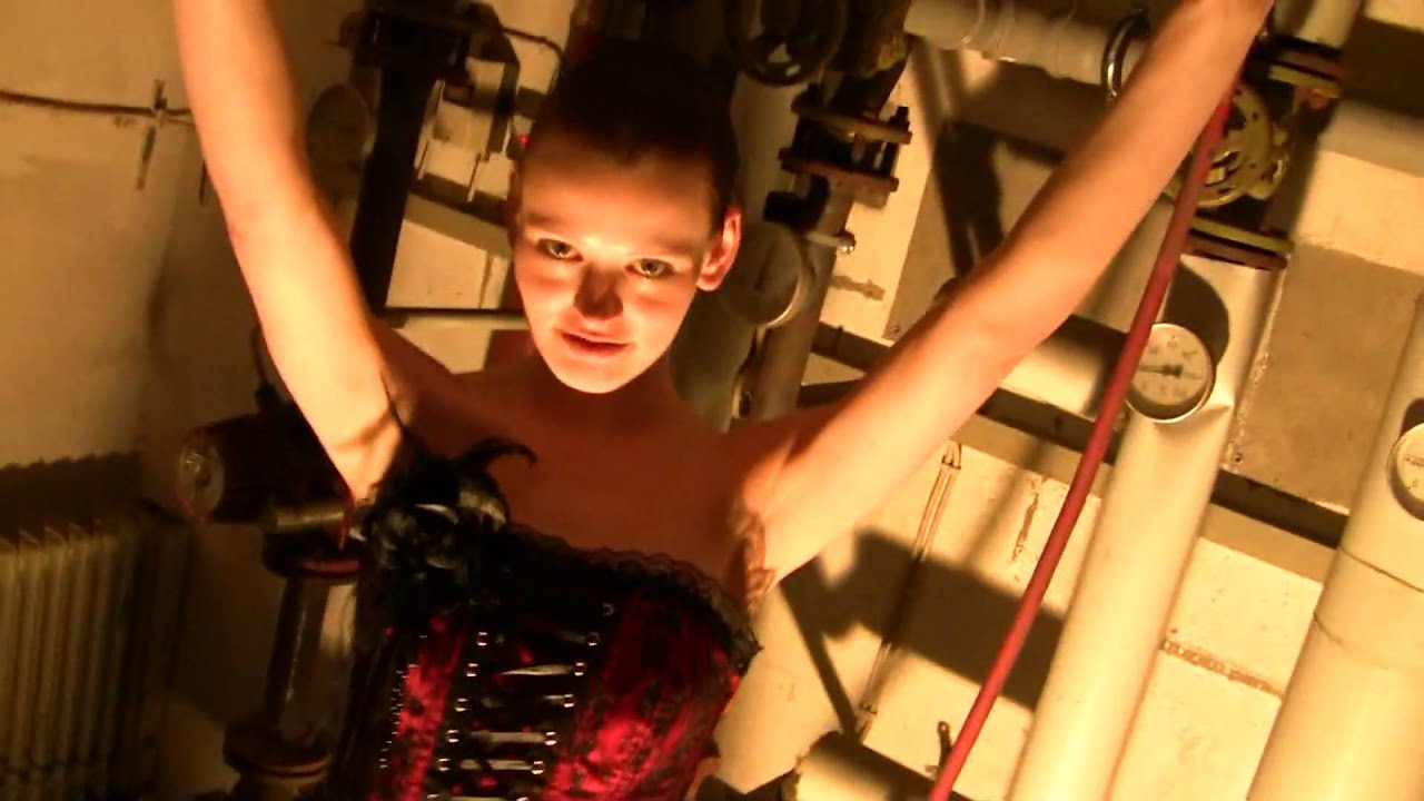 Clubstone - I Engineer 2k9 (Official Music Video)