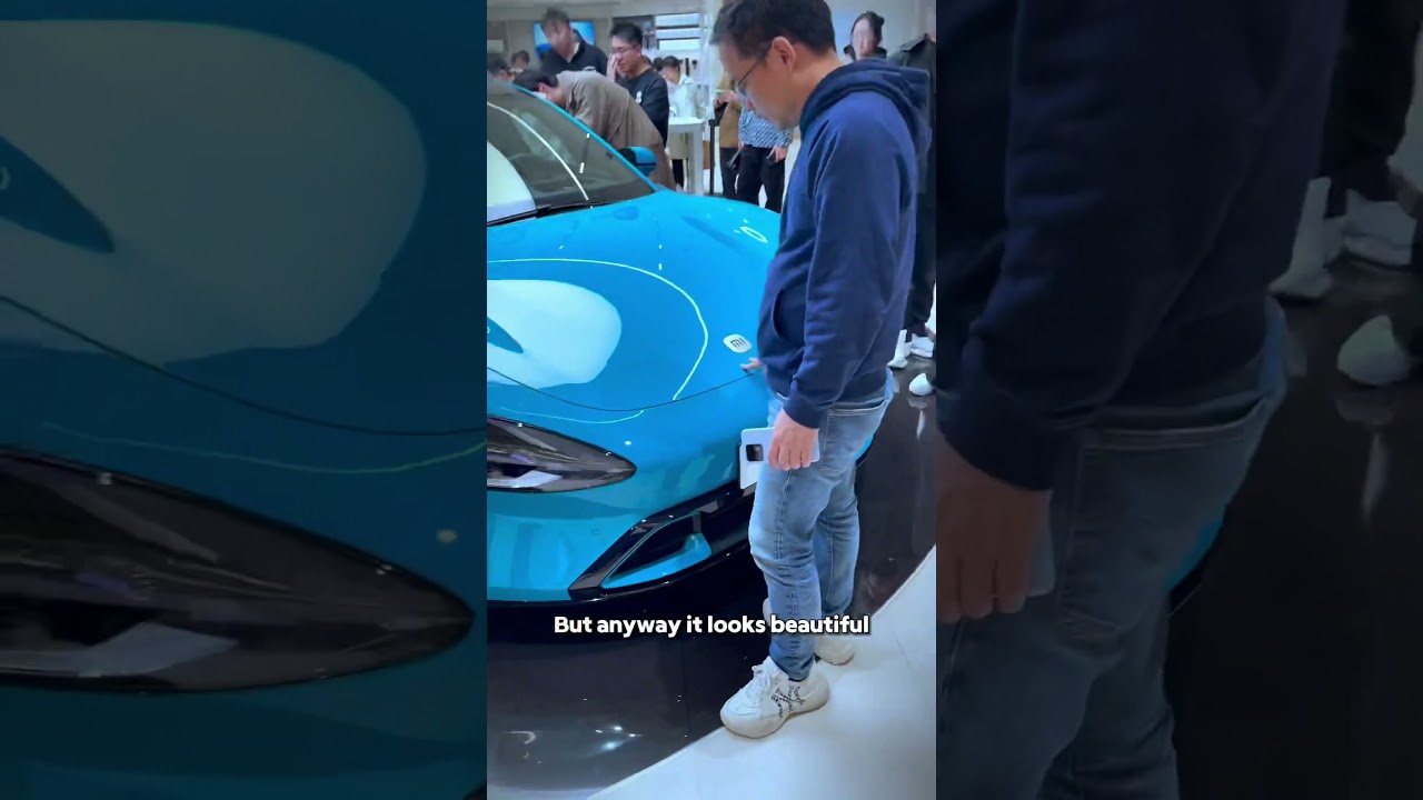 People are getting for this xiaomi high tech car! 