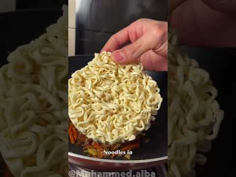 رامن ناروتو الياباني 