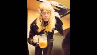 James Hetfield has beer and you dont