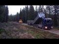 Scania R560 grusar skogsväg
