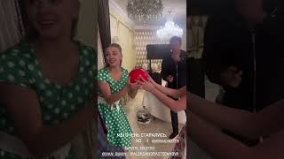 Дина Аверина, Дмитрий Соловьёв и Лиза Арзамасова за кадром.