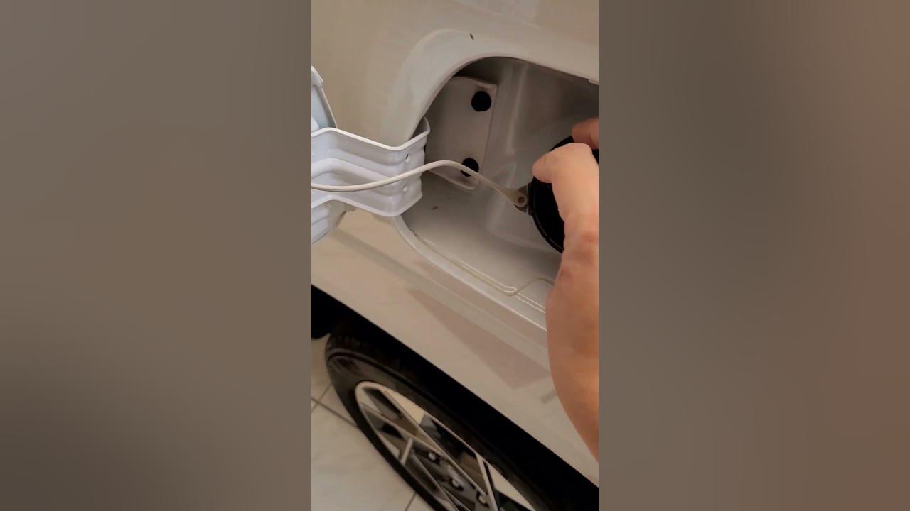 How To! Open Fuel Tank Door Hyundai Stargazer / cara buka tutup tangki