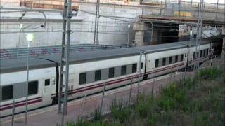 Trens a Sant Andreu Comtal i El Clot Aragò