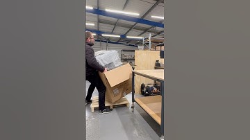 Unboxing a Sanremo Zoe Compact espresso machine and SR70 OD grinder for our rental programme #coffee