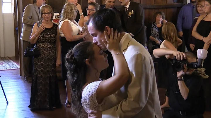 Lindsey & Ryan's Wedding Day Highlights