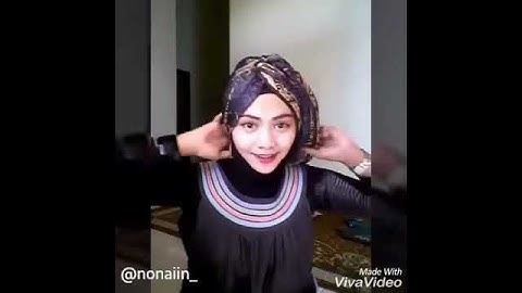 Tutorial Hijab Turban, Bahan: Pashmina satin motif, oleh @nonaiin_ Anggota Hijabers Surabaya.