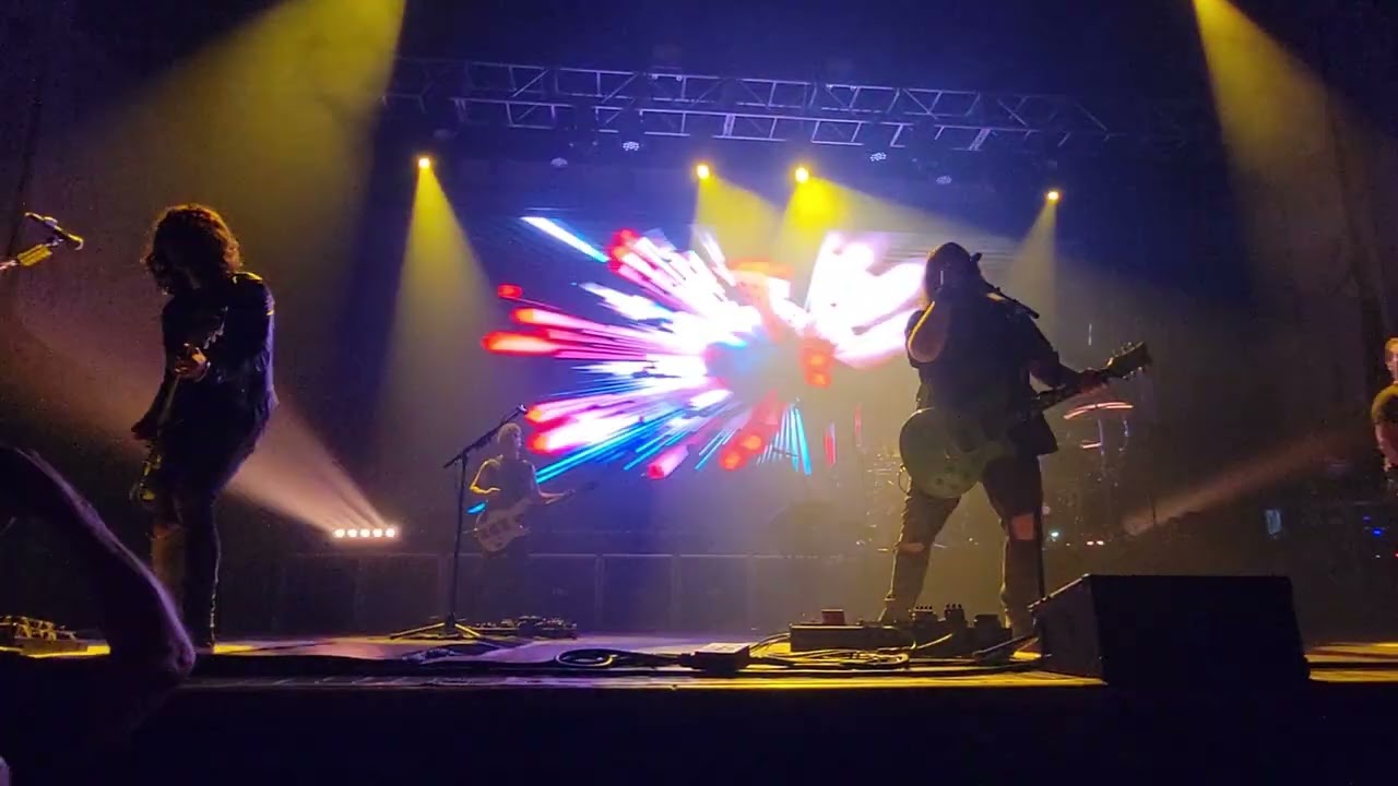 One Of A Kind (Opening song) - Mammoth; Live in Houston 11-5-2025