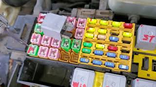 2006 Ford Explorer Blower Motor Fuses, Blower Motor Relays & Circuit Explanation