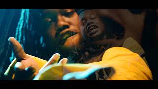 A ChavO Production Dir. by @Chav.O_ The official video of Big Selfi...
