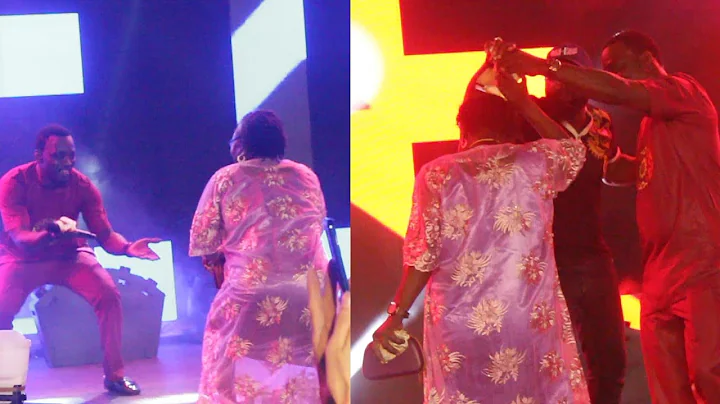 WASIU ALABI PASUMA AND SMALL DOCTOR'S MOTHER DANCED HAS HE SPRAY HER MONEY @ OMO BETTER CONCERT 2