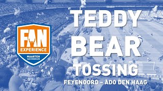 Raining teddy bears! Cuddly toys donated to children's hospital at Feyenoord game screenshot 4