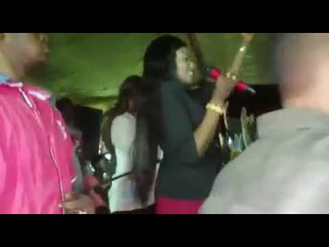 تغريد العشره انا قلبي انحرف حاله وتساب رؤؤؤعه 