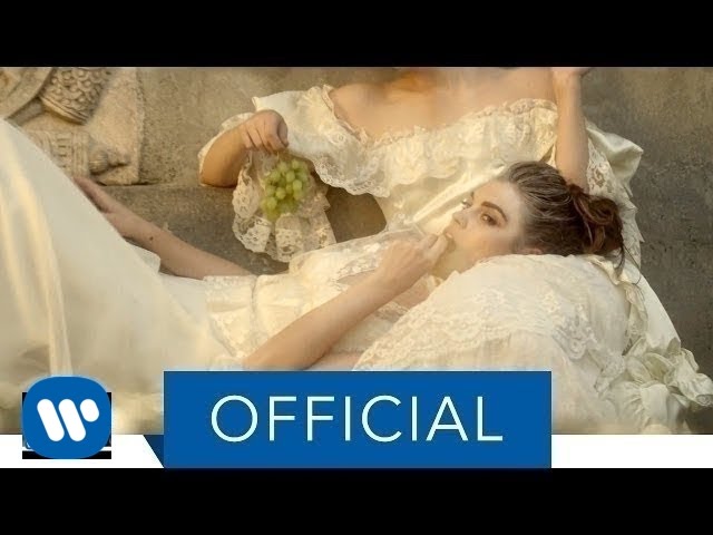 Woolf And The Wondershow - Cloaked (Offizielles Musikvideo)