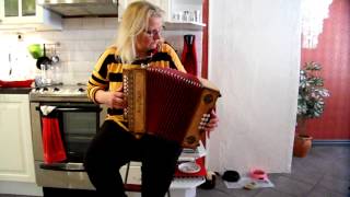 Video thumbnail of "Ingela spelar durspel. Femtielvan"