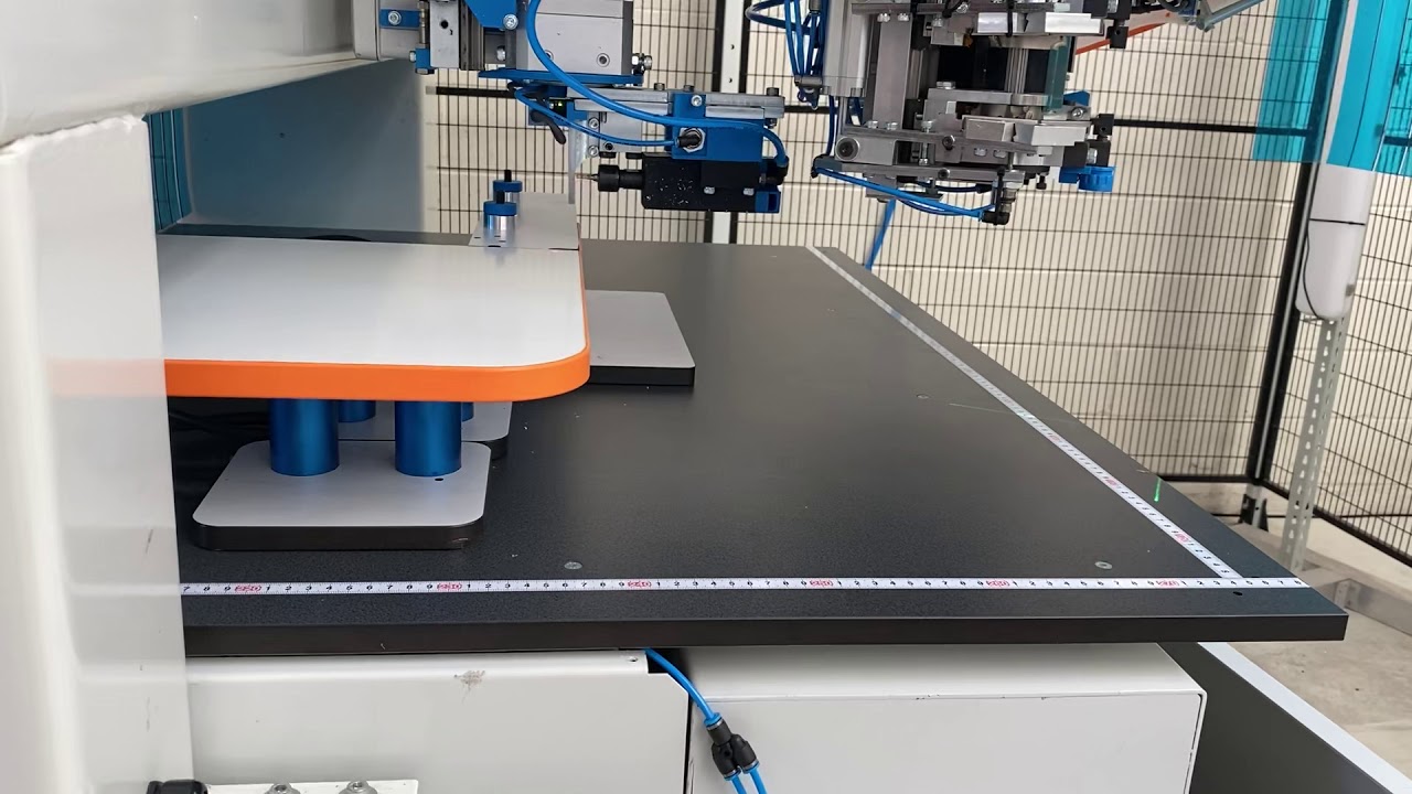 Vector Contour Head Mounted End Trim