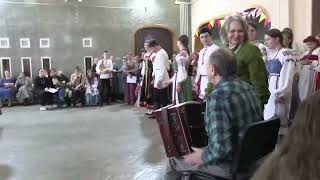 картинка: Конкурс по русской традиционной пляске 