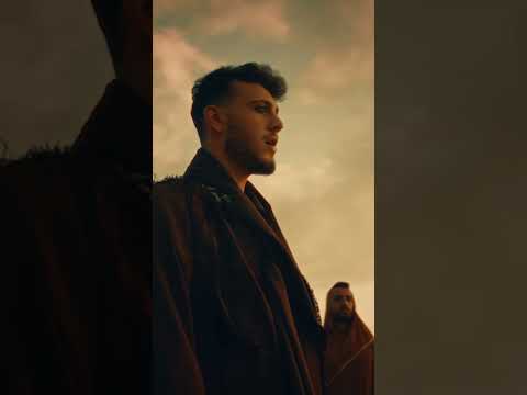 انا وردة بس ورد نرجس