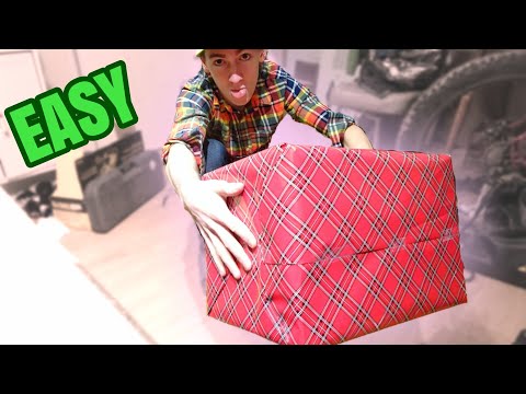 How To Wrap A Christmas Present