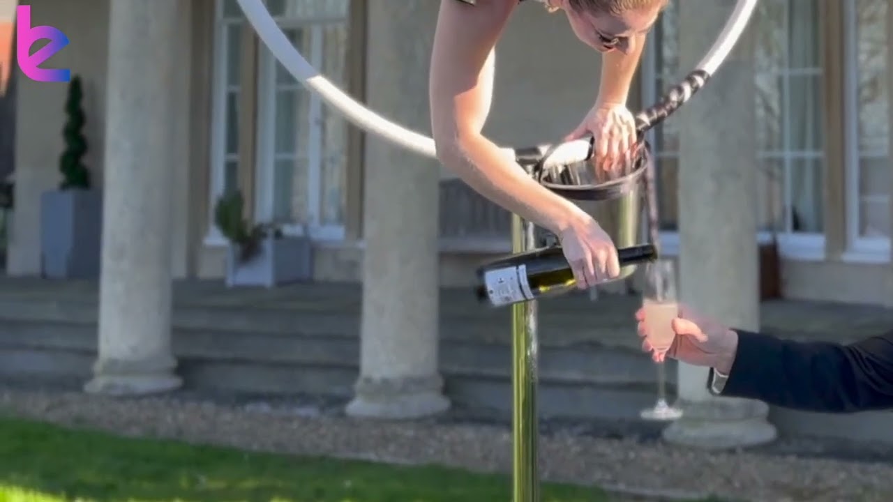 Ariel Hoop Champagne Pourer