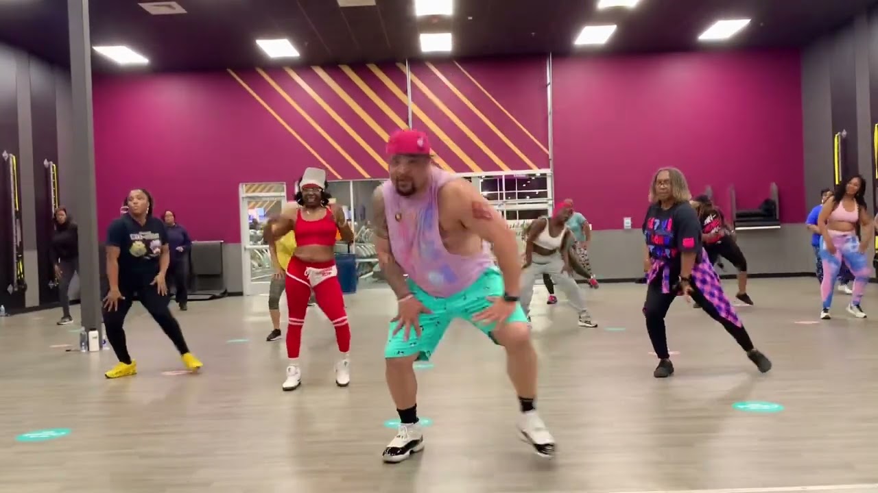 COZY - BEYONCÉ - DANCE FITNESS ROUTINE 2023