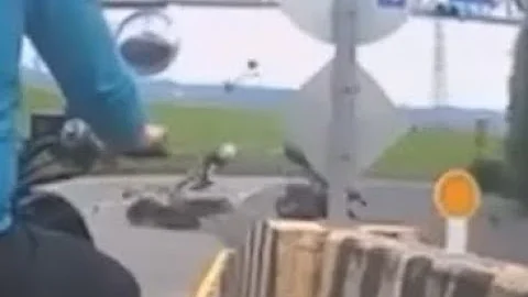 【車禍影片】蘆洲環堤道嚴重車禍，擬增速限50kｍ測速照相 - 天天要聞