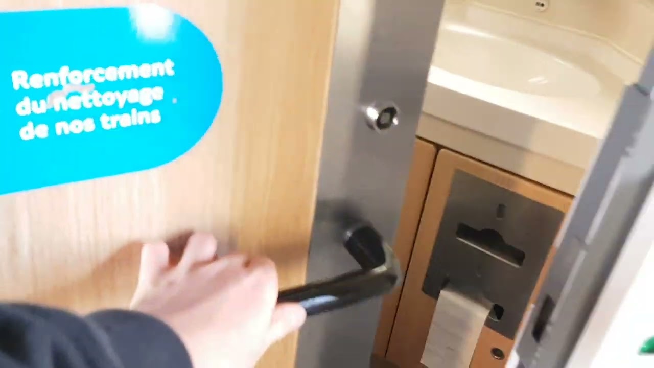 J'arrive à la gare Montparnasse