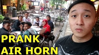 NGAGETIN ORANG PAKE AIR HORN - Prank Indonesia - Brandon Kent