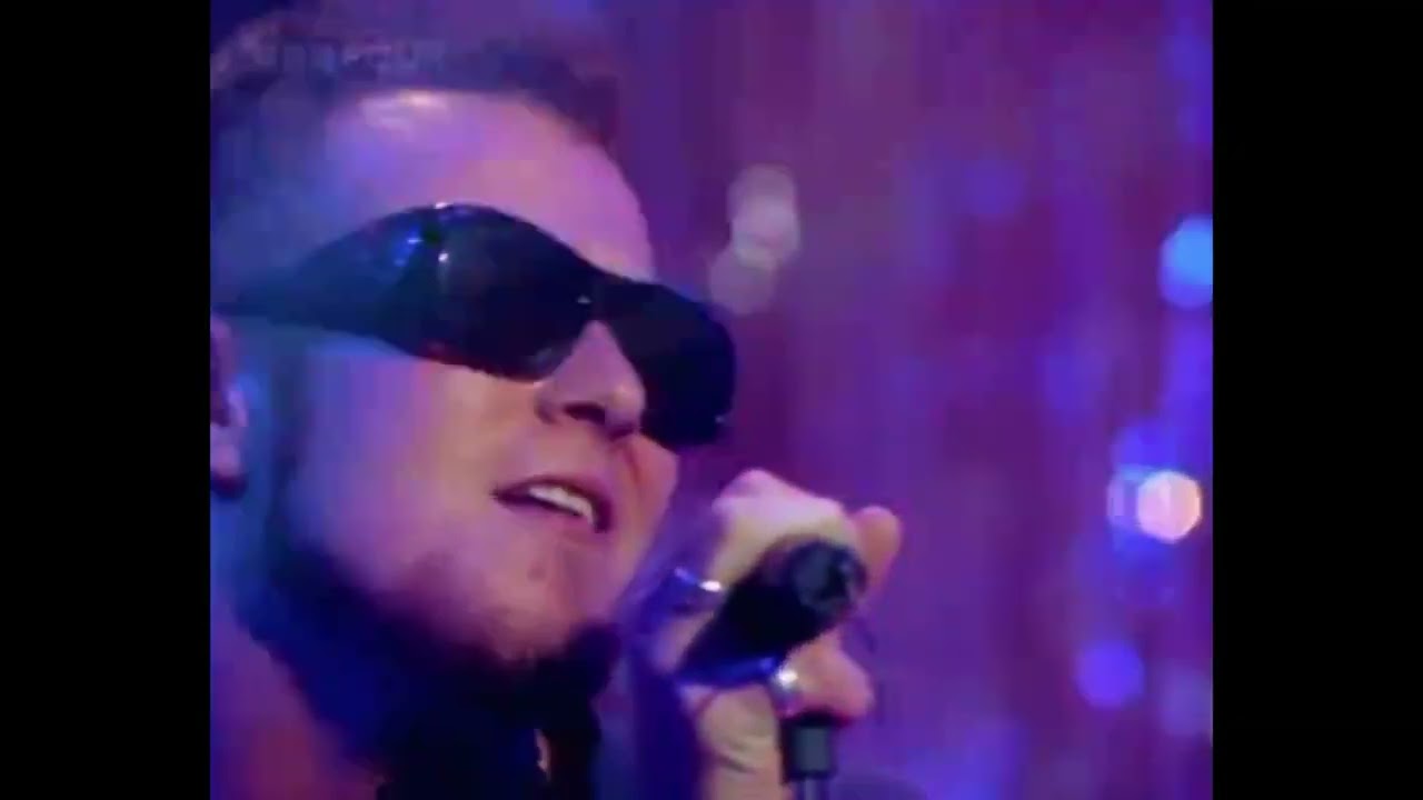 Stone Temple Pilots - Plush (BBC Top of the Pops 09/09/1993)