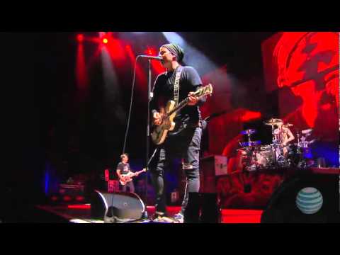 blink-182 - live in Las Vegas 2011 [FULL SHOW] HD