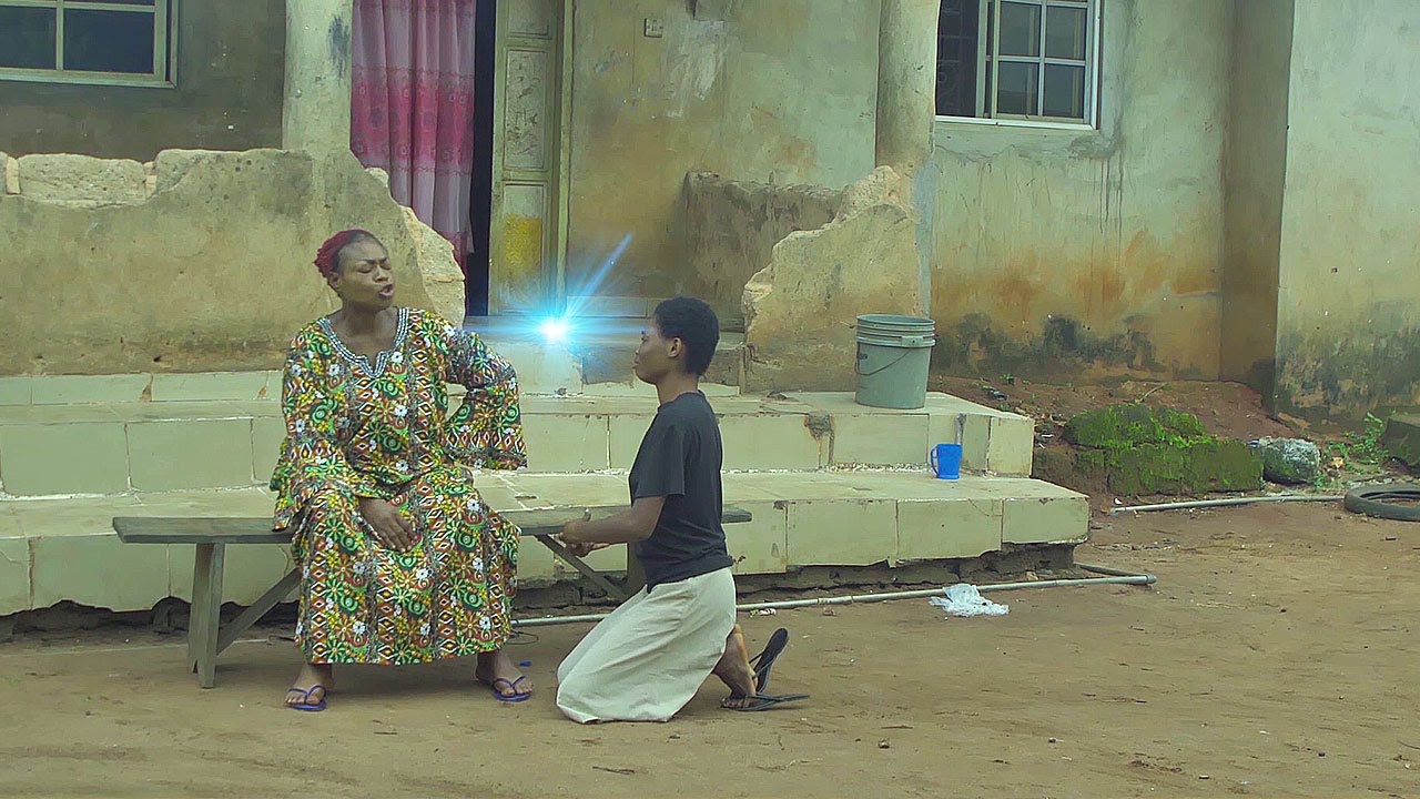 Watch And See How God Rescued Dis Maltreated Little Girl Frm Her Heartless Stepmother-Nigerian Movie