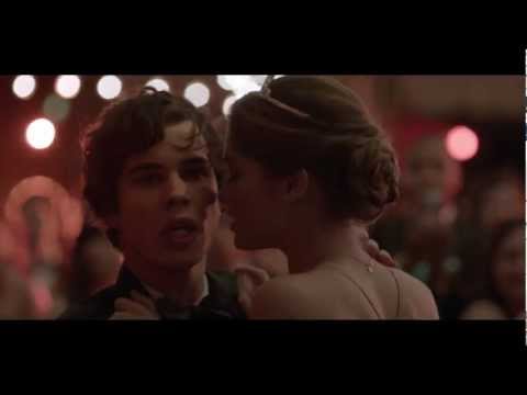 audi-2013-big-game-commercial-:-prom-(buddies)