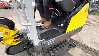 Wacker Neuson ET18 track expand