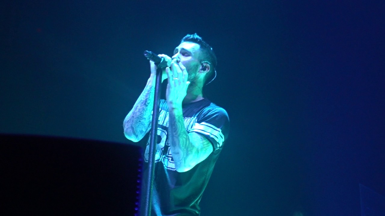 Maroon 5 - Cold: Maroon V Tour in Montreal (02/24/2017)