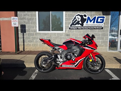 2017 Honda CBR1000RR Walk Around Video for Taylor in Independence