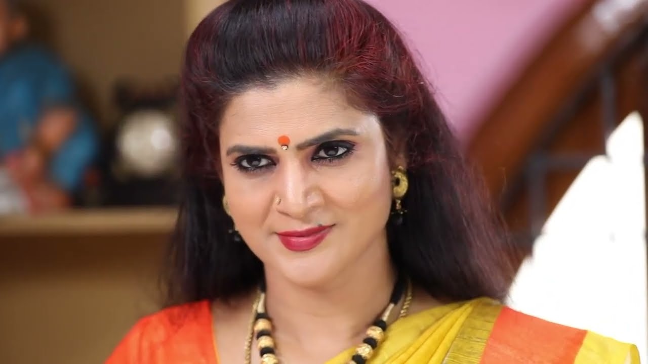 Abhi tries to escape - Rettai Roja - Full Ep 151 - Zee Tamil